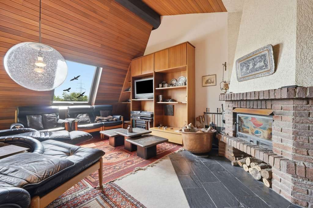Immobilie in Meckenheim - Familienidylle! Solides Reihenmittelhaus mit Einbauküche, Garage, Balkon, Garten und Kaminzimmer - Bild 3