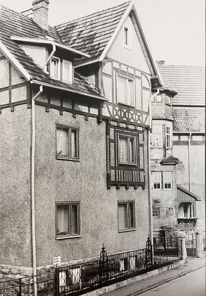 Immobilie in Meiningen - Drei-FamilienHaus mit fast 7 % Rendite - Bild 1
