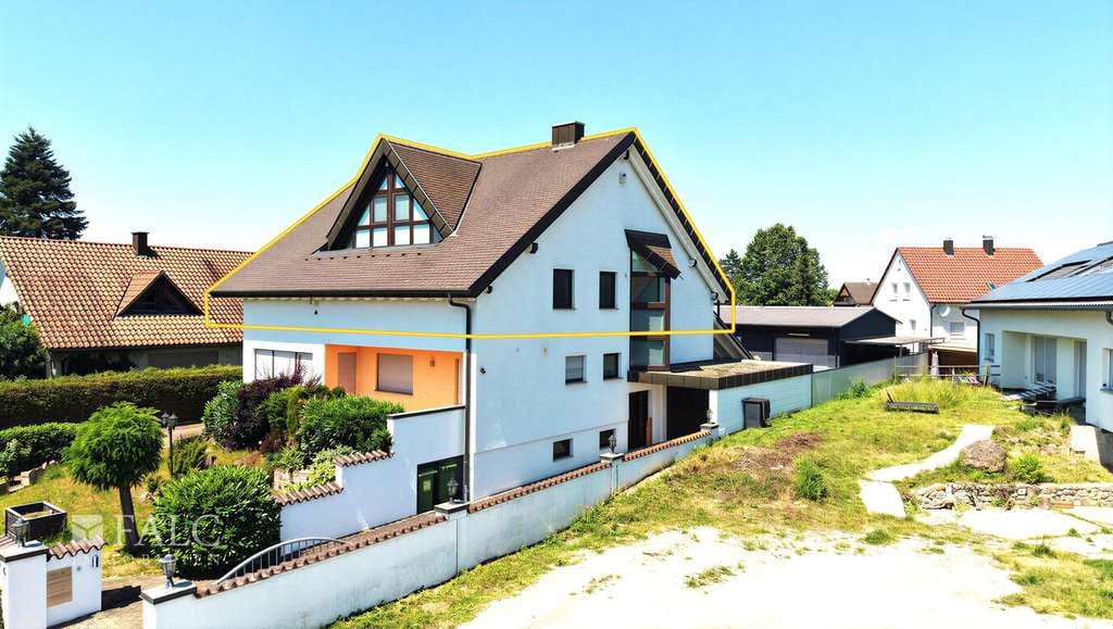 Immobilie in Bretzfeld - Traumhafte 5-Zimmer Maisonette-Wohnung mit offener Galerie und 2 Stellplätzen! - FALC Immobilien - Bild 1