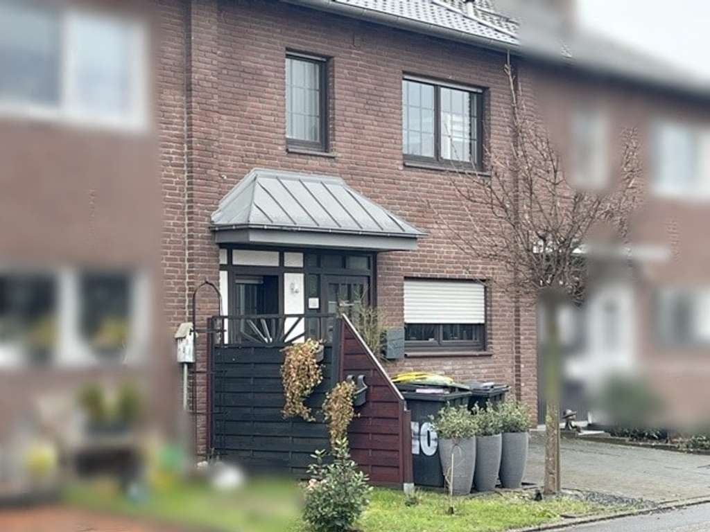 Immobilie in Kerken - Provisionsfrei für Erwerber* Zwangsversteigerung* EINFAMILIEN-WOHNHAUS (als Reihenmittehaus) mit Ga - Bild 0