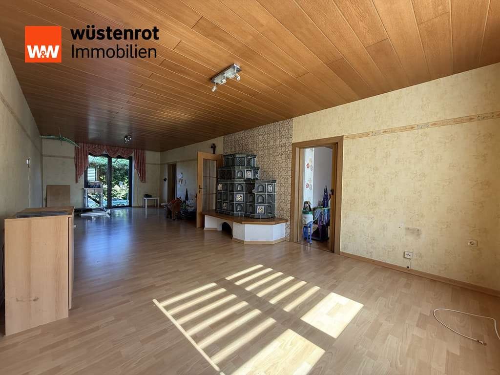 Immobilie in Ensdorf/Saar - Gepflegtes Einfamilienhaus mit Terrasse, Balkon & Ausbaupotenzial in ruhiger Lage von Ensdorf - Bild 3