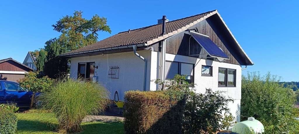 Immobilie in Ostrach - Wohnen mit Weitblick – Einfamilienhaus in naturnaher Lage am Pfrunger-Burgweiler Ried - Bild 0