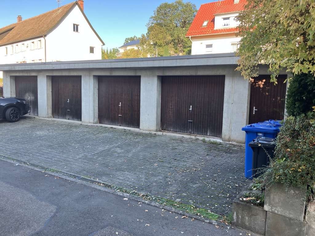 Immobilie in Abtsgmünd - 6-Familienhaus mit vielfältigen Erweiterungsmöglichkeiten - Bild 3