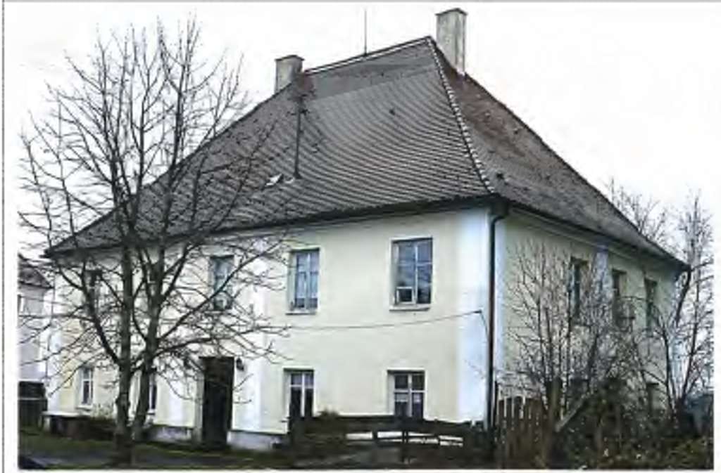 Immobilie in Kettershausen - Ehem. Pfarrhof mit Nebengebäude zu verkaufen - Bild 2