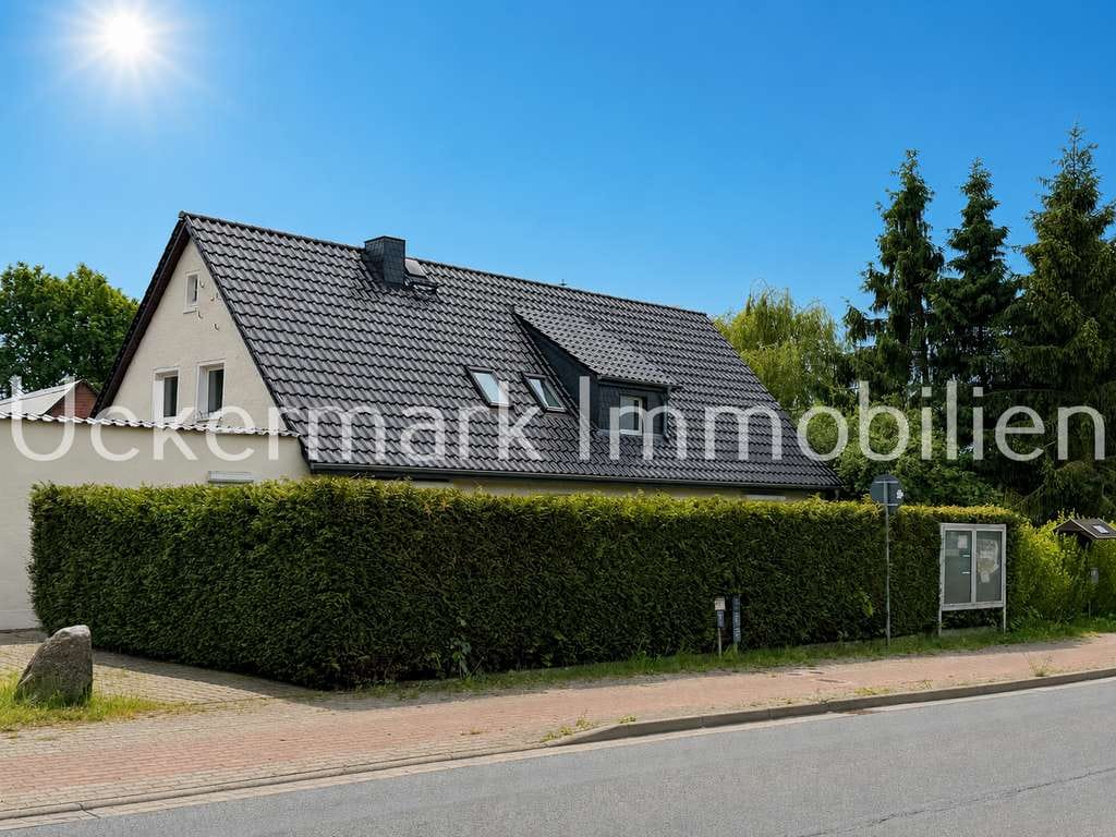 Immobilie in Woldegk - Alle dürfen mit...Familie, Freunde, Oma, Opa Hund und Katze...in das große Haus auf großem Grundstüc - Bild 4