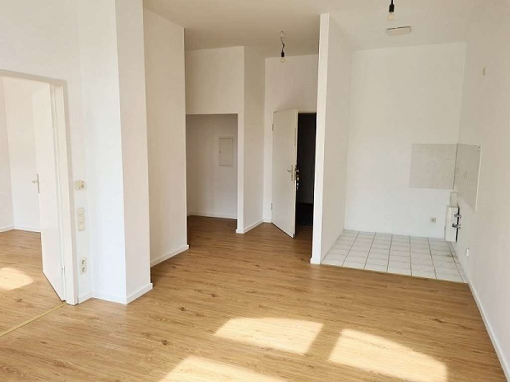 Immobilie in Neumark - altengerechte 2-Raum-Wohnung mit Lift und Fußbodenheizung  - Bild 2