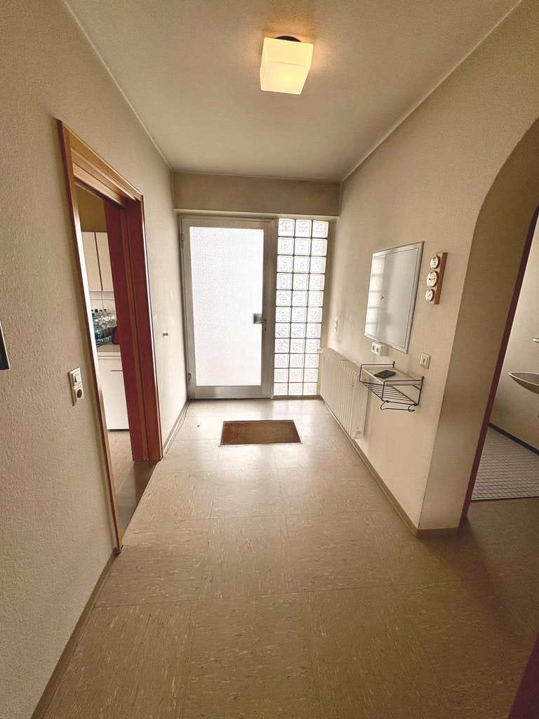 Immobilie in Offingen - Wohnen mit Weitblick - Einfamilienhaus mit Einliegerwohnung  - Bild 3
