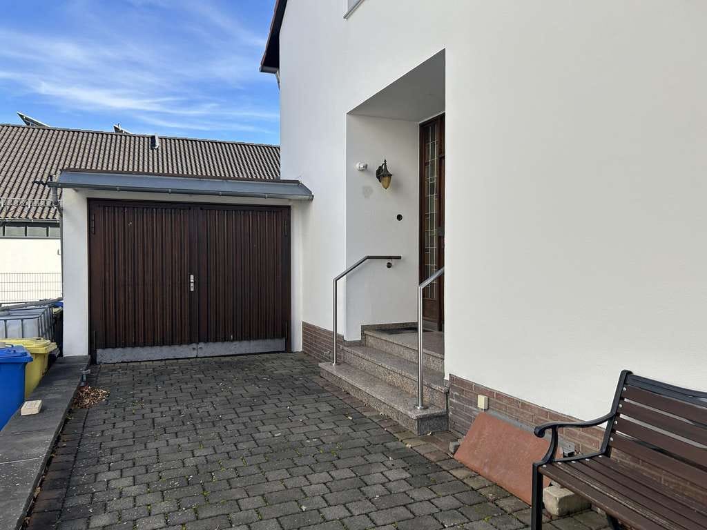 Immobilie in Zülpich - Freistehendes Einfamilienhaus in begehrter Lage von Zülpich - Bild 1