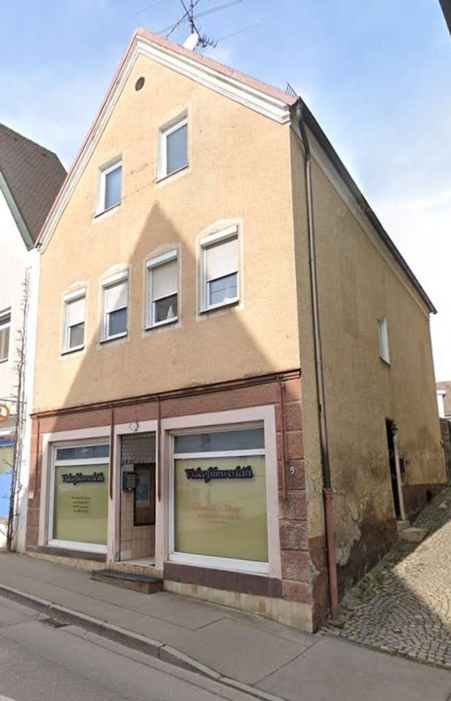 Immobilie in Lauingen (Donau) - Wohn- und Geschäftshaus Lauingen (Donau) in bester Innenstadtlage - renovierungsbedürftig - Bild 0