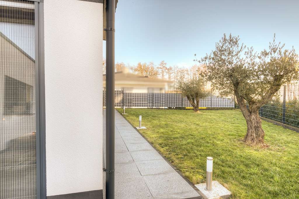 Immobilie in Gehlert - Wohnen im Bauhausstil! Zeitloses Einfamilienhaus mit gehobener Ausstattung - Bild 3