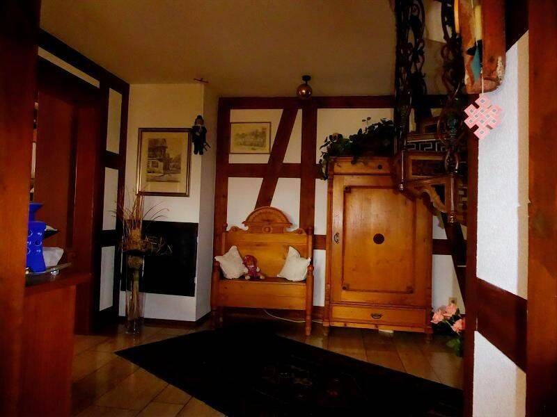 Immobilie in Rothenburg ob der Tauber - Exklusive 5-Zimmer Eigentumswohnung über 2 Etagen mit 2 Bädern, großer Balkon,  offener Kamin und Stellplatz - Bild 2