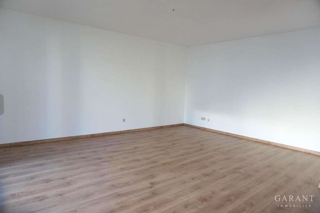 Immobilie in Empfingen - Sehr gepflegte Wohnung in zentraler Lage in Empfingen! - Bild 2