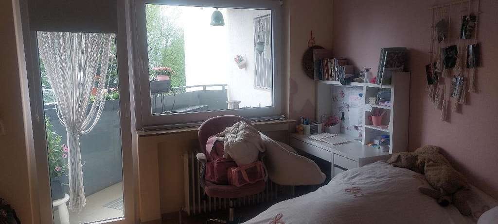 Immobilie in Hattersheim - HATTERSHEIM: Große und helle 3 ZW mit 2 Sonnen-Balkonen - Bild 4