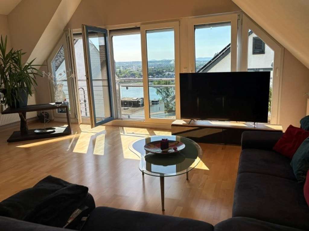 Immobilie in Urbar - Zentral gelegenes Einfamilienhaus in Urbar - Bild 0