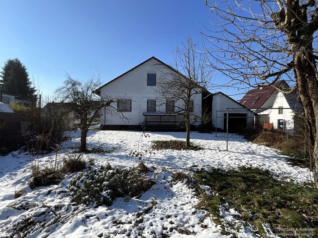 Immobilie in Postbauer-Heng - Einfamilienhaus für die ganze Familie mit schönem Grundstück mit 715 m² in Postbauer-Heng (Kemnath) - Bild 2