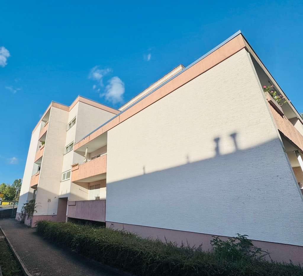 Immobilie in Landau in der Pfalz - *** 4,5 ZKB - 2 Balkone -  Möglichkeiten *** - Bild 2
