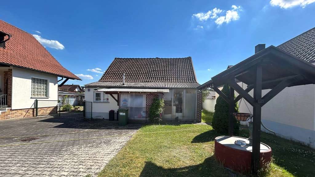 Immobilie in Schwandorf - Vielseitiges Objekt  mit Entwicklungspotenzial in ruhiger Lage - Bild 2