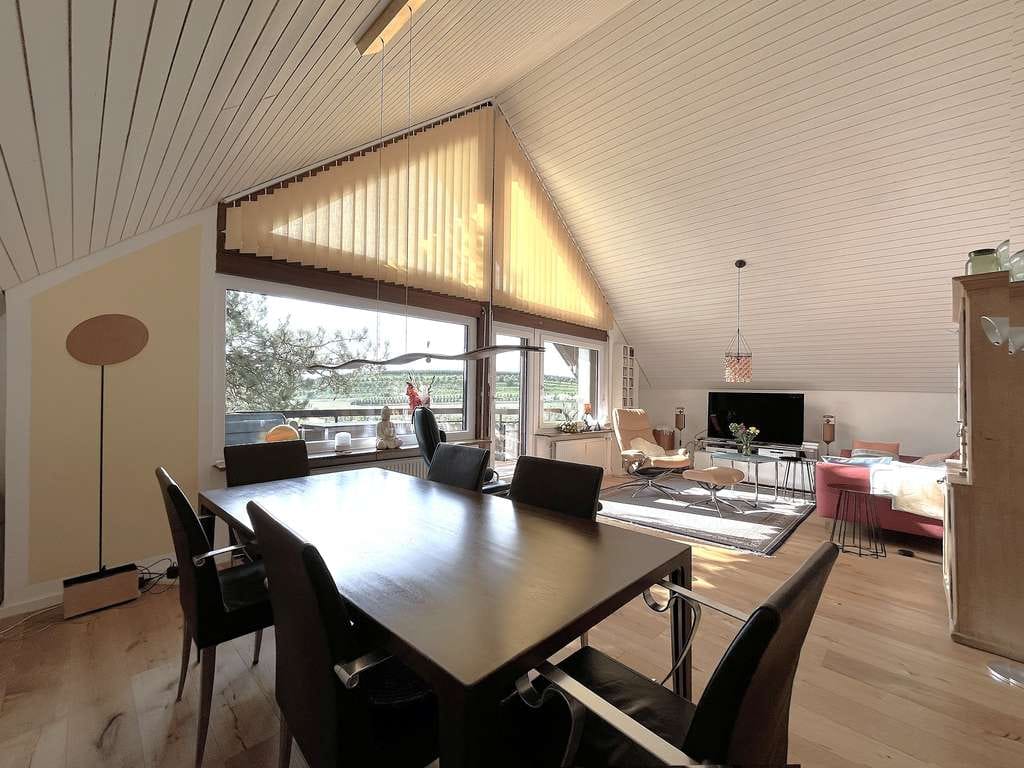 Immobilie in Büsingen am Hochrhein - Großzügige Dachgeschosswohnung mit Penthouse-Charakter - Bild 4