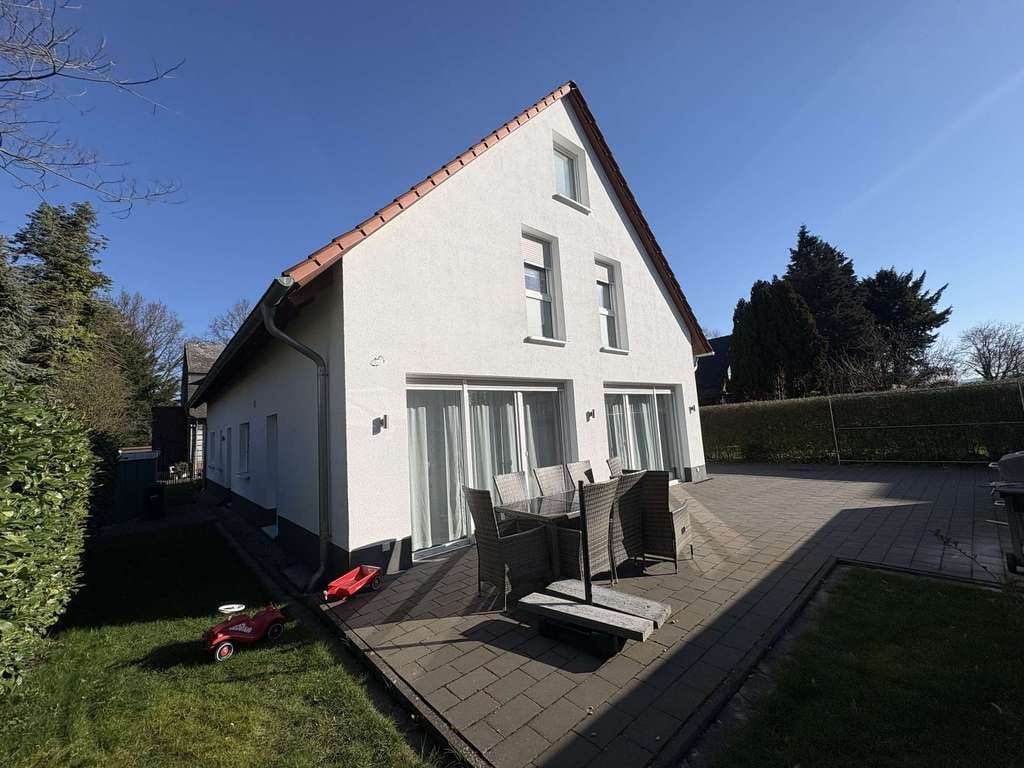 Immobilie in Bückeburg - Perfekt für die große Familie - junges Einfamilienhaus in Bückeburg - Bild 3