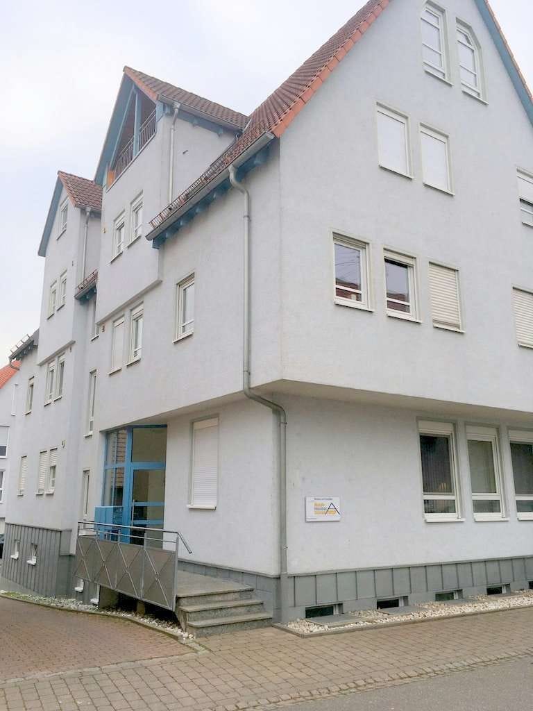 Immobilie in Pfaffenhofen - Tolles solides Mehrfamilienhaus in Pfaffenhofen zu verkaufen! - Bild 0