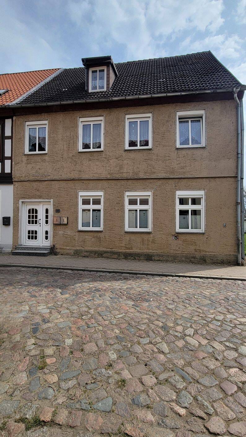Immobilie in Stavenhagen - Großzügiges charmantes Stadthaus - mit sichtgeschütztem Innenhof - ideal als Mehr-Generationen-Haus8 - Bild 1