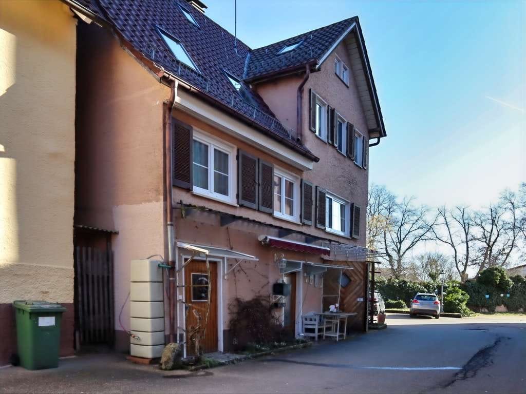 Immobilie in Neubulach - Wer jetzt nicht zugreift, hat selber Schuld! Charmantes Einfamilienhaus im Herzen von Neubulach. - Bild 2