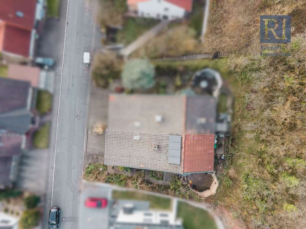 Immobilie in Külsheim - Architektenhaus mit Charakter und besonderem Grundriss - Bild 1
