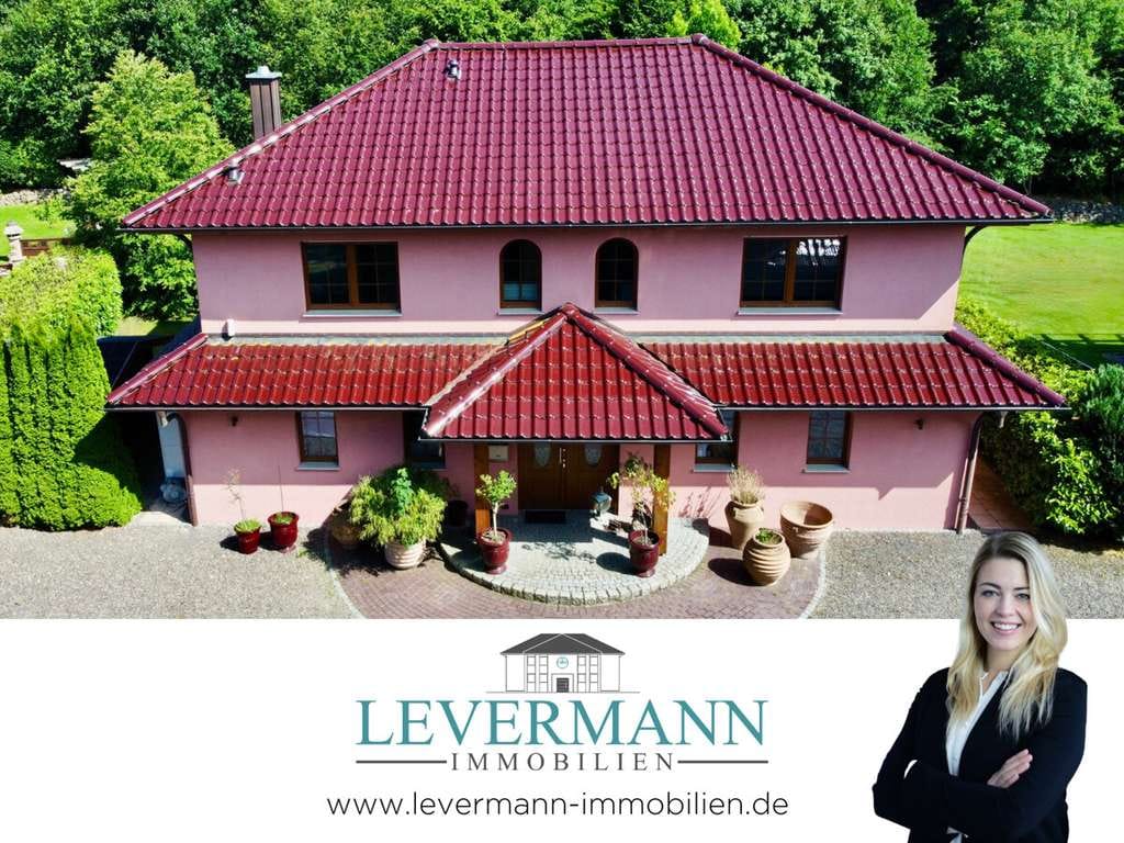 Immobilie in Tasdorf - Hochwertiges Einfamilienhaus
mit viel Platz und mediterranem Charme in Tasdorf - Bild 0