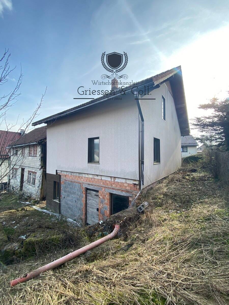 Immobilie in Brotterode-Trusetal - Wohngrundstück bebaut mit Einfamilienhaus und Abrissobjekt - Bild 0