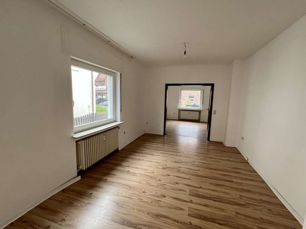 Immobilie in Rietberg - Wohn- und Gewerbeimmobilie mit großem Potenzial - Bild 3
