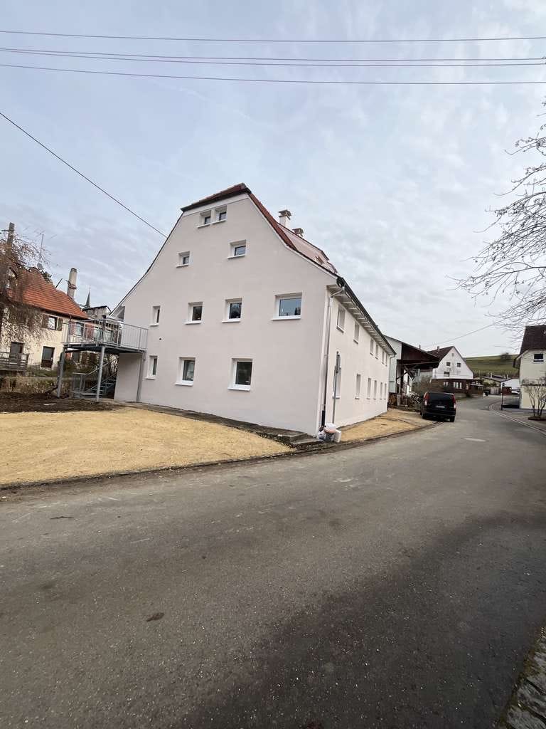 Immobilie in Trochtelfingen - Erstbezug nach Kernsanierung – Stilvolle 2 Zimmerwohnung - Bild 0