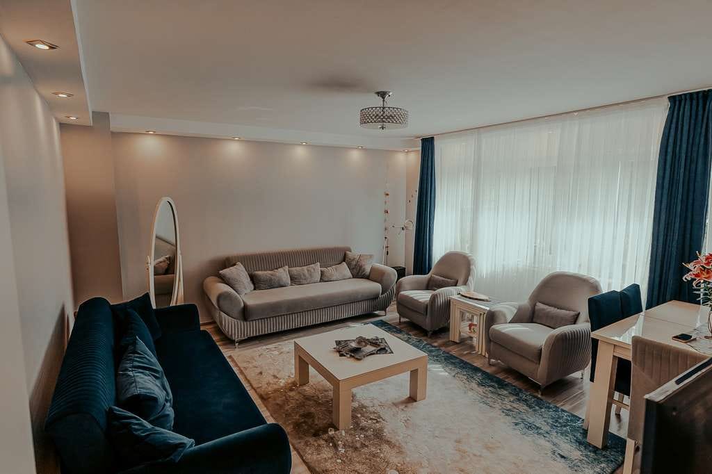 Immobilie in Lohfelden - Eigenheim oder Kapitalanlage – Fußbodenheizung, Dreifachverglasung - Massiv mit Fachwerk-Charm, - Bild 3