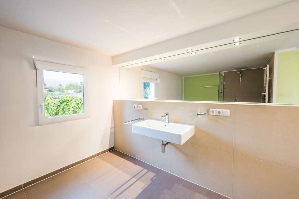 Immobilie in Jülich - Charmantes Reihenendhaus mit großzügigem Garten & Entwicklungspotenzial - Bild 3