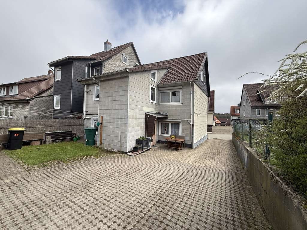 Immobilie in Clausthal-Zellerfeld - Schönes, saniertes 2-Familien Haus in Clausthal mit Garten, Garage und einem bestehendem Wohnrecht - Bild 3