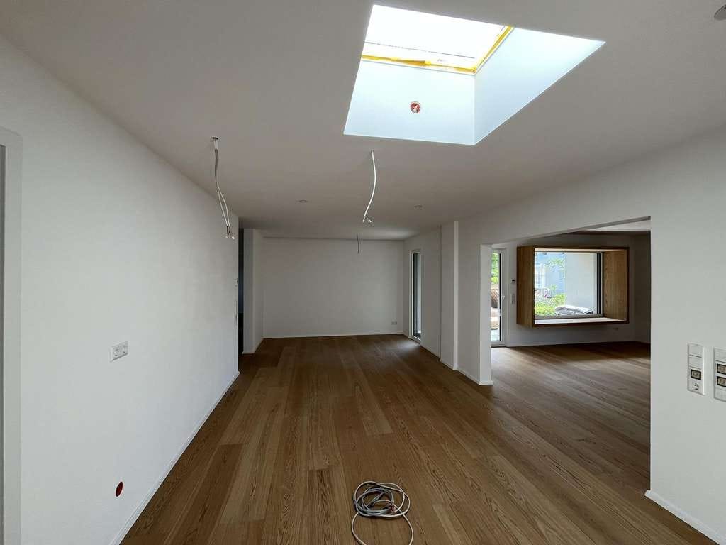 Immobilie in Haslach im Kinzigtal - Kernsanierter Luxus (A+) mit 30m² Sonnen-Terrasse in Haslach - Bild 4