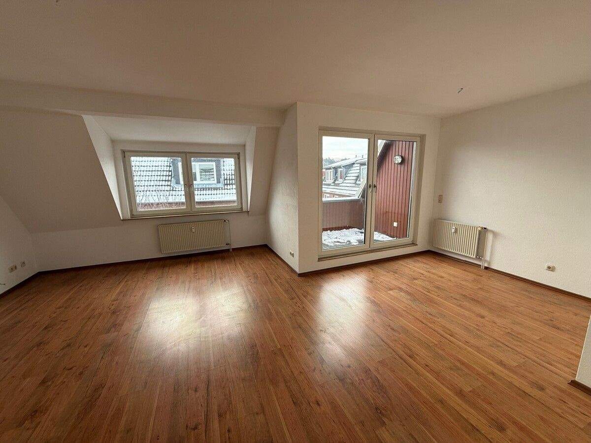 Immobilie in Neu Wulmstorf - Provisionsfrei! Helle 2-Zimmer Dachgeschosswohnung in Neu Wulmstorf zur verkaufen! - Bild 4