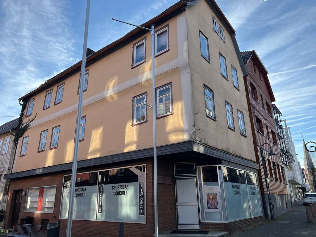Immobilie in Bad Soden-Salmünster - Wohn-/Geschäftshaus mit Ladenfläche (Friseursalon) in zentraler Lage - Bild 0