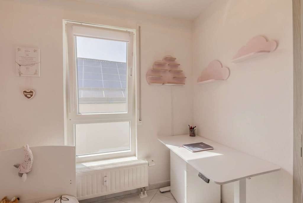 Immobilie in Mundelsheim - Moderne 3-Zimmer-Wohnung mit Balkon, Weinbergblick und Stellplatz - Bild 4
