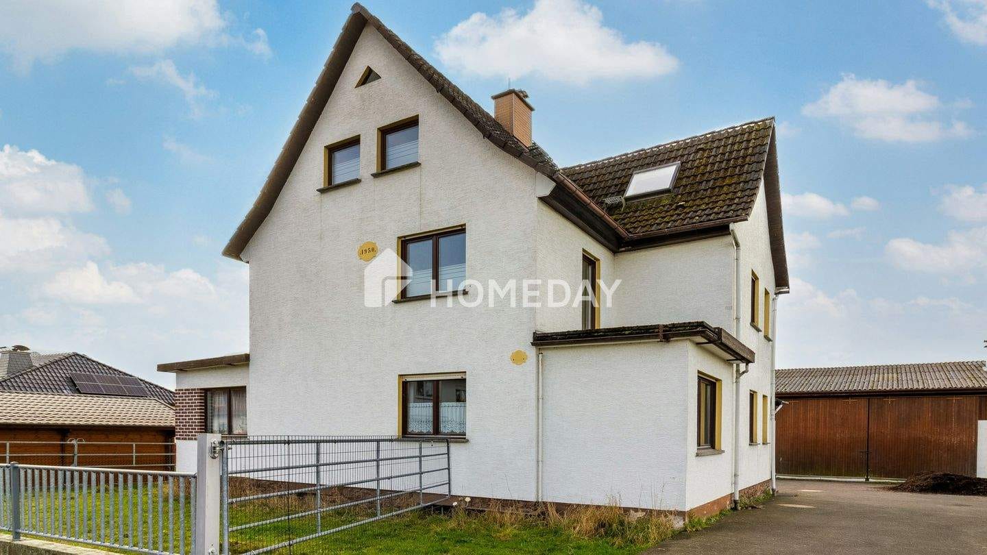 Immobilie in Kefenrod - Großzügiges Wohnhaus mit Hallen, Hof, Balkon & ausgebautem DG in Kefenrod-Burgbracht - Bild 0