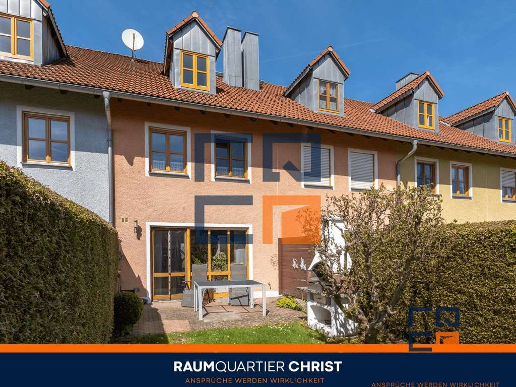 Immobilie in Krummennaab - Klassisch geschnittenes Reihenmittelhaus mit ausgebautem Dachgeschoss - Bild 0