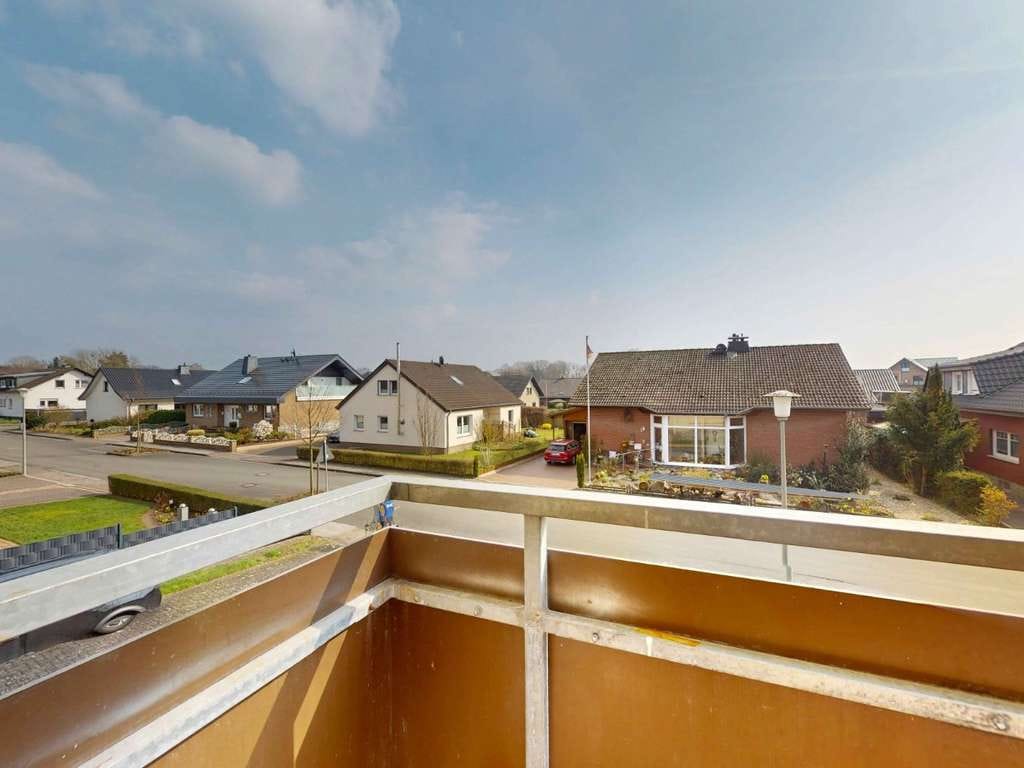 Immobilie in Delbrück - Bezugsfrei! 3-Zimmer-Wohnung mit Ost-Süd-Balkon & Stellplatz in Delbrück-Ostenland - Bild 3