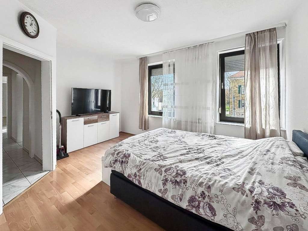 Immobilie in Nordheim - Zuhause oder Investment - Gut geschnittene 2,5-Zimmer-Eigentumswohnung in zentraler Nordheimer Lage! - Bild 4
