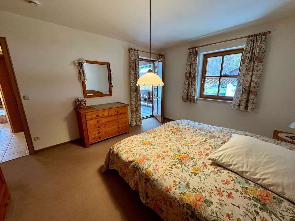 Immobilie in Bischofswiesen - Top gepflegte 2‑Zimmer‑Wohnung mit Bergblick in Bischofswiesen - Bild 4