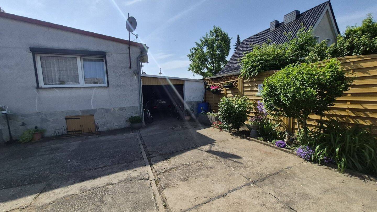 Immobilie in Barleben - Einfamilienhaus mit Nebengelass und Garage in Barleben - Bild 3