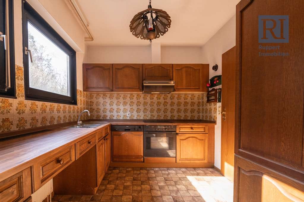 Immobilie in Eltmann - Zuhause mit Potenzial - großzügiges Einfamilienhaus - Bild 4