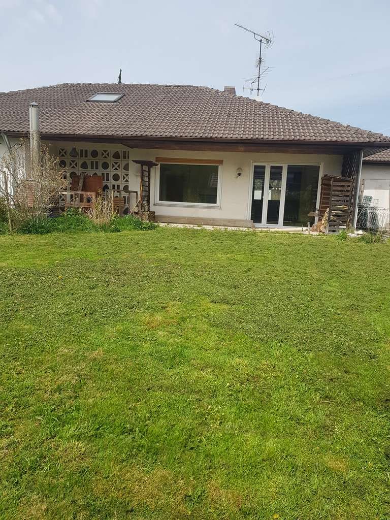 Immobilie in Adelshofen - Wohnen mit Charakter: Einfamilienhaus in Adelshofen - Bild 0