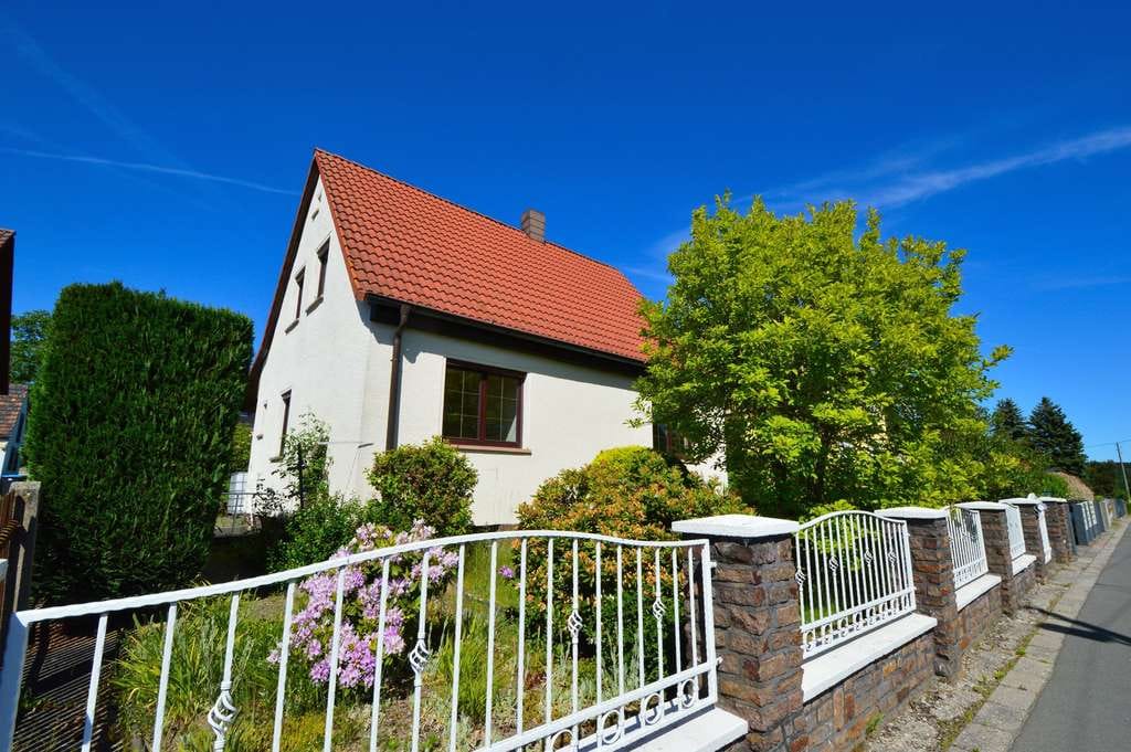 Immobilie in Grimma - Solides EFH in einer herrlichen Wohnlage von Grimma - Bild 2