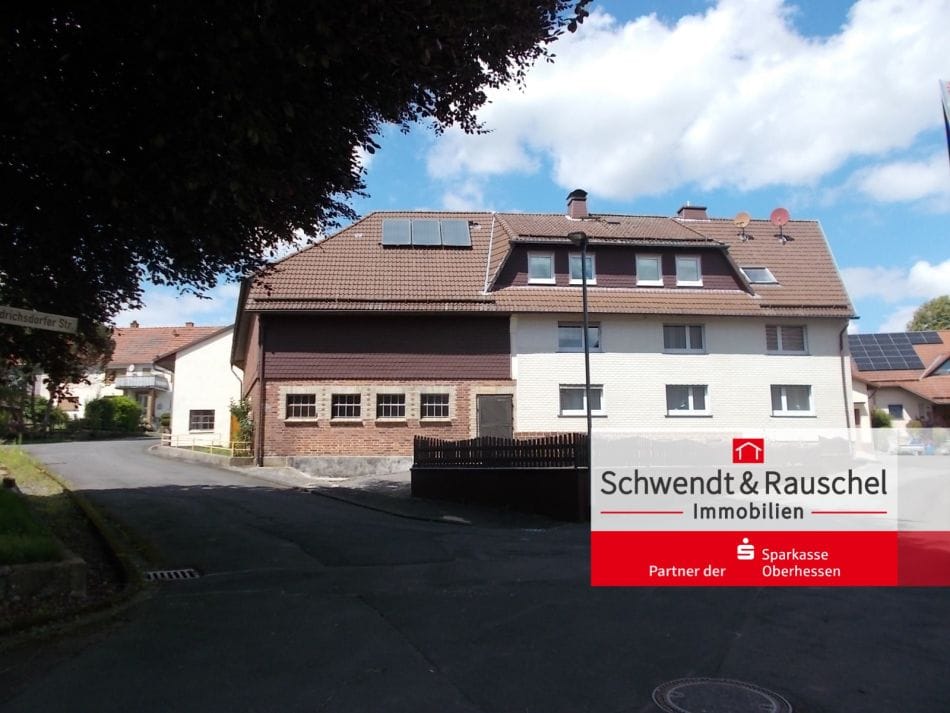 Immobilie in Grebenhain - Familienhaus mit Nebengebäuden + Flächen in Grebenhain-Hartmannshain - Bild 0