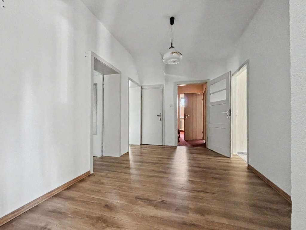 Immobilie in Wittenberg - Großzügiges Familiendomizil mit 8 Zimmern  – Einfamilienhaus mit eigenem Waldstück in Reinsdorf - Bild 4