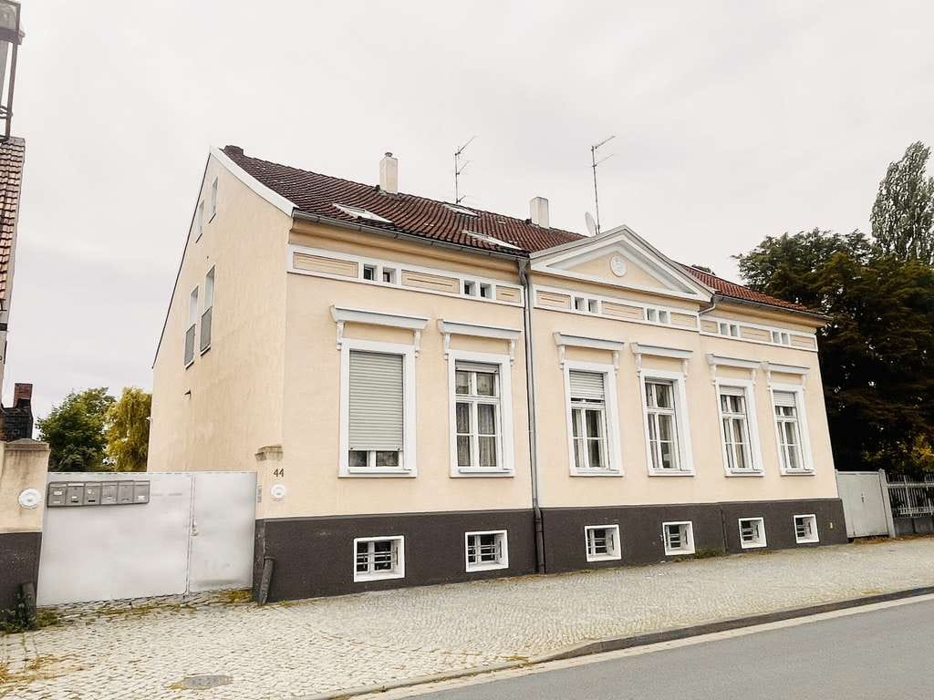 Immobilie in Luckenwalde - Kapitalanleger/Investoren aufgepasst- MFH mit 5 WE + Baugrundstück, nur 1 M. zum Bahnhof Luckenwalde - Bild 0